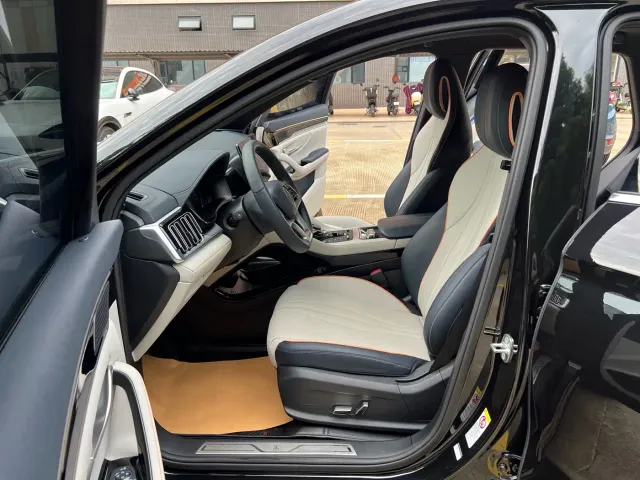 BYD Song PLUS — Фото автомобиля 6
