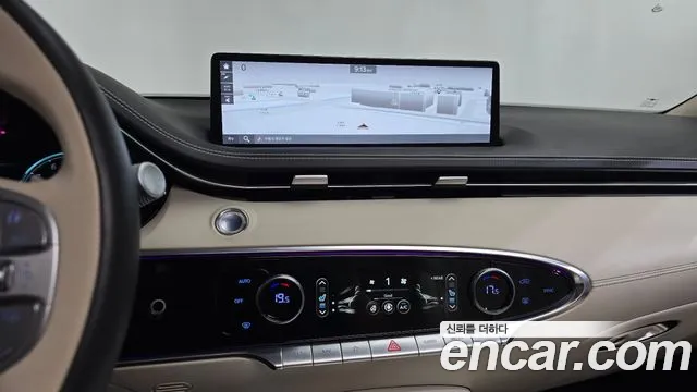 Genesis GV70 — Фото автомобиля 19