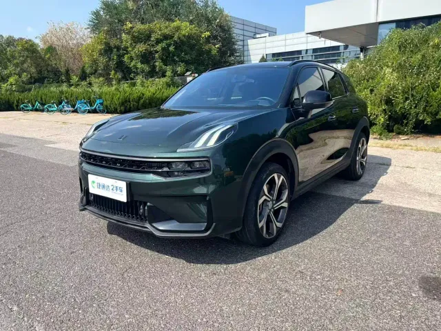 Lynk & Co 06 EM-P — Фото автомобиля 12
