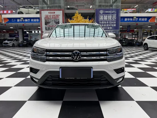 Volkswagen Tharu — Фото автомобиля 4