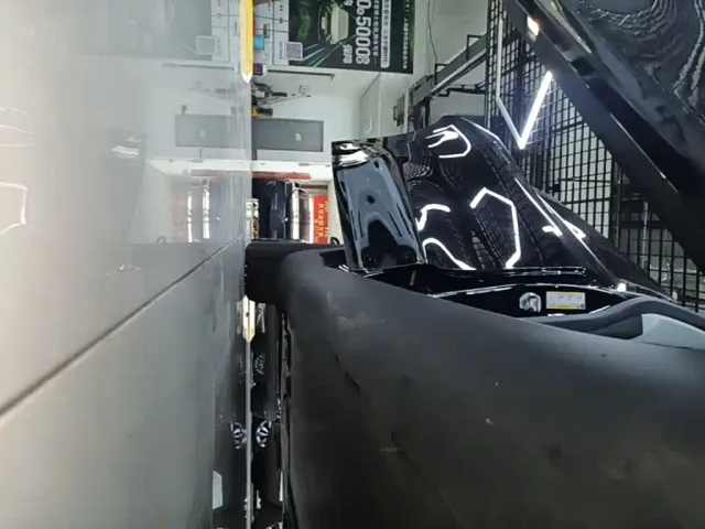Tesla Model Y — Фото автомобиля 20