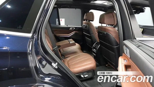 BMW X5 — Фото автомобиля 12