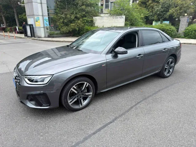 Audi A4L — Фото автомобиля 2