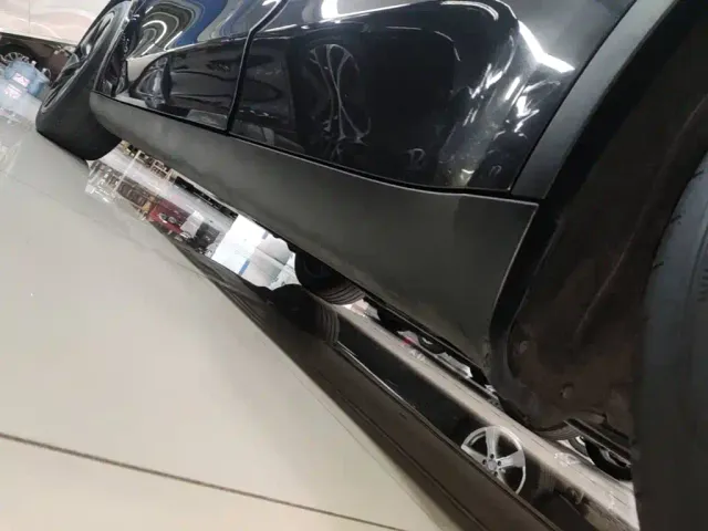 Tesla Model Y — Фото автомобиля 21