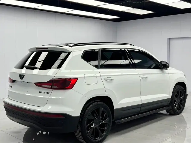 Jetta VS5 — Фото автомобиля 2