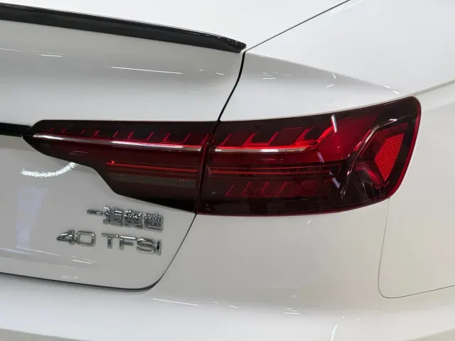 Audi A4L — Фото автомобиля 7