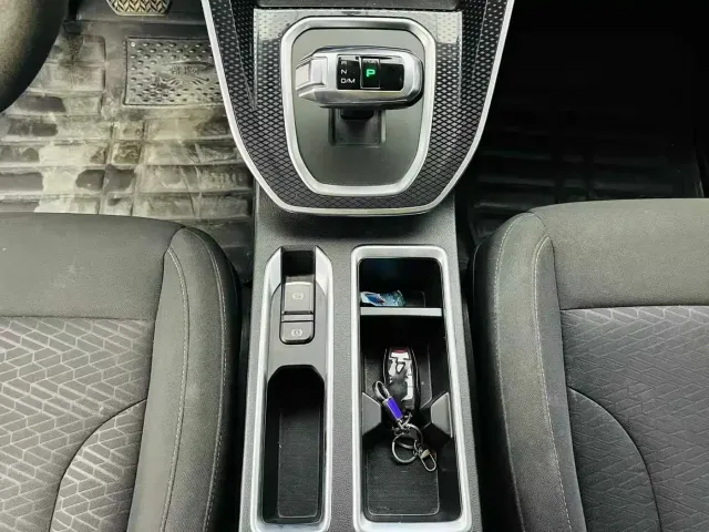 Haval M6 — Фото автомобиля 10