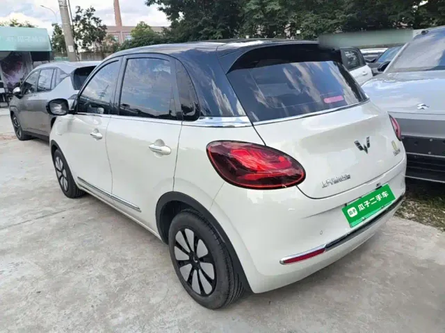 Wuling Bingo — Фото автомобиля 4