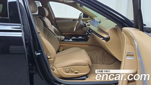 Genesis G80 Бензин 2.5 турбо AWD — Фото автомобиля 25