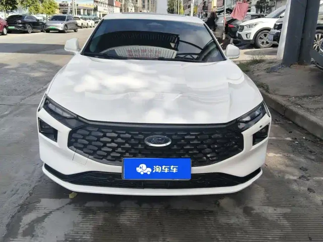 Ford Mondeo — Фото автомобиля 2