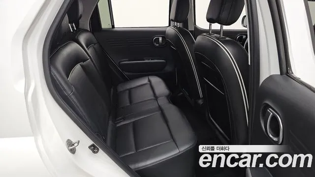 Hyundai Casper Casper Essential — Фото автомобиля 11