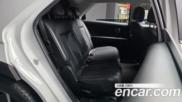 Hyundai Ioniq 5 — Фото автомобиля 12