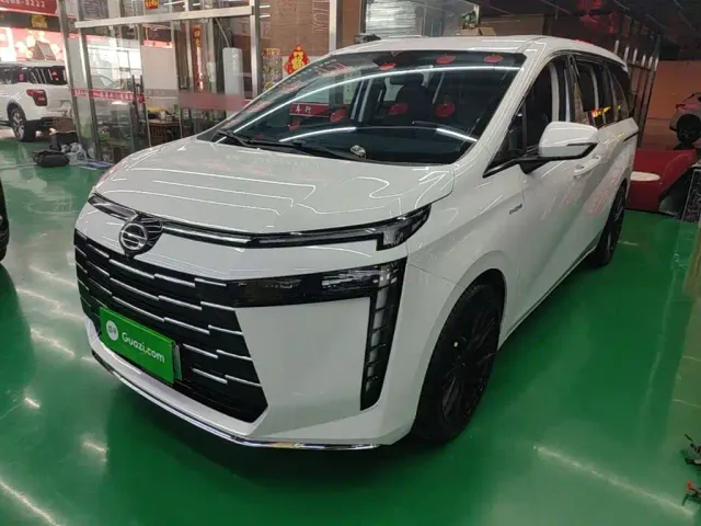 Фотография автомобиля — GAC Trumpchi E8