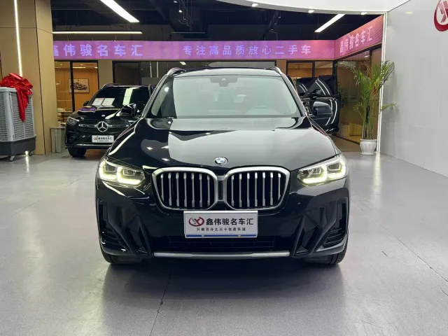 BMW X3 — Фото автомобиля 3