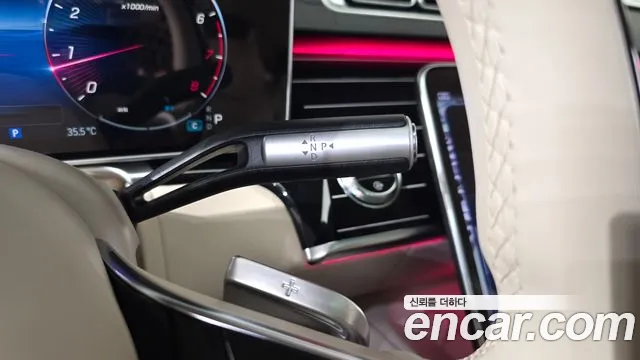Mercedes-Benz S-Class — Фото автомобиля 8