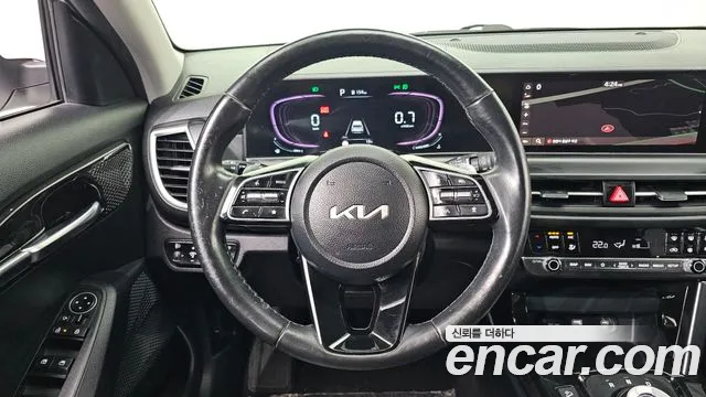 Kia Seltos — Фото автомобиля 21