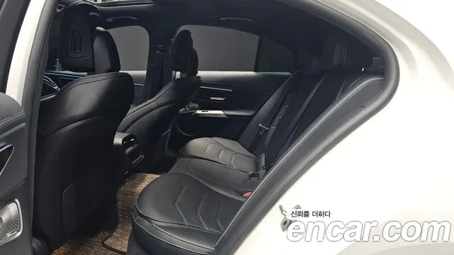 Mercedes-Benz E-Class W214 — Фото автомобиля 27