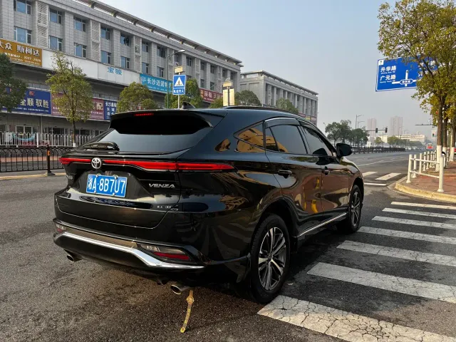 Toyota Venza — Фото автомобиля 5