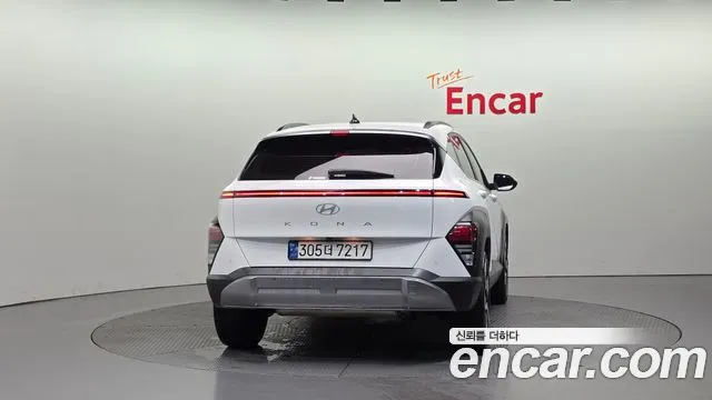Hyundai Kona Kona (SX2) Бензин 2.0 2WD — Фото автомобиля 4