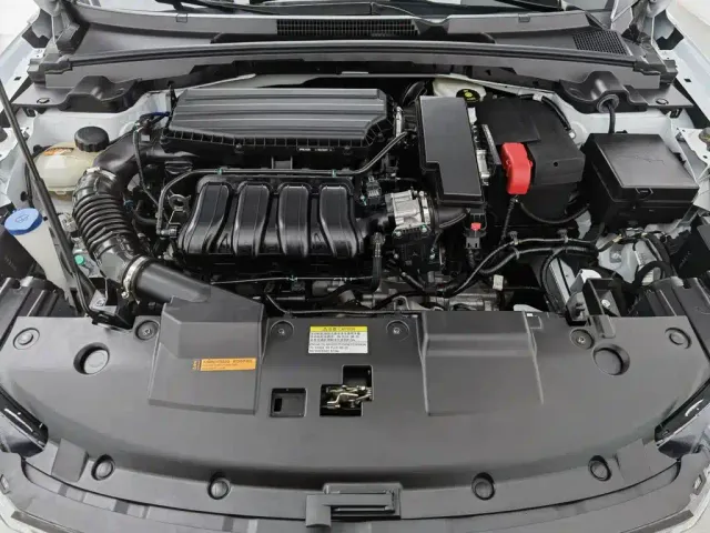 Dongfeng Yixuan — Фото автомобиля 6