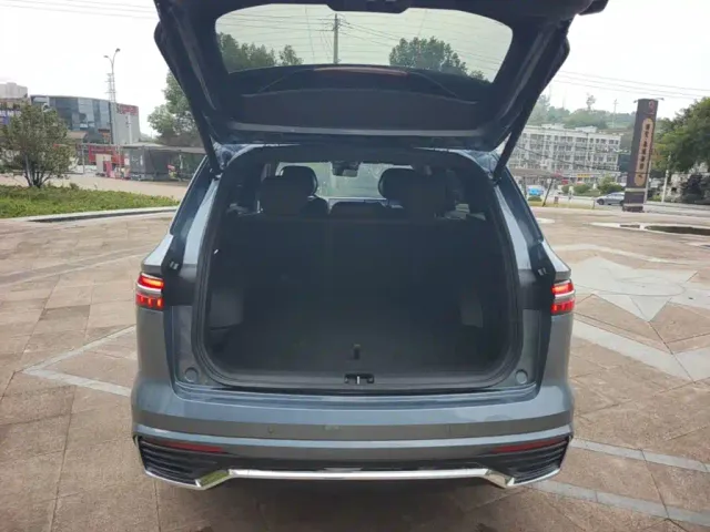 Geely Xingyue L — Фото автомобиля 18
