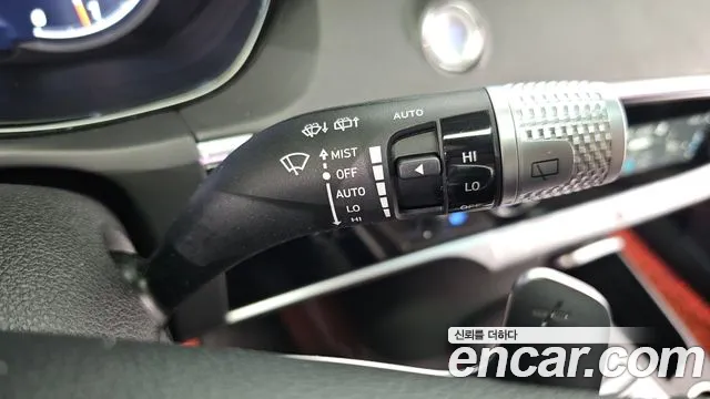 Genesis GV70 — Фото автомобиля 18