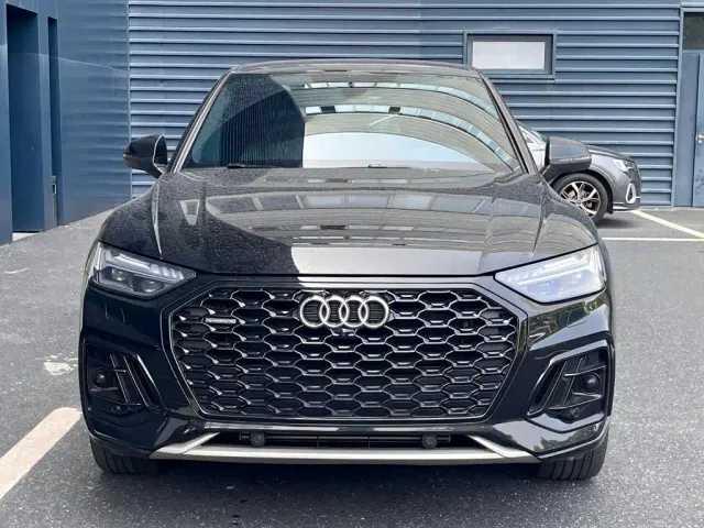 Audi Q5L Sportback — Фото автомобиля 2