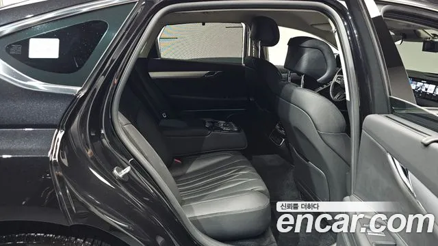 Genesis G80 Бензин 2.5 турбо AWD — Фото автомобиля 9