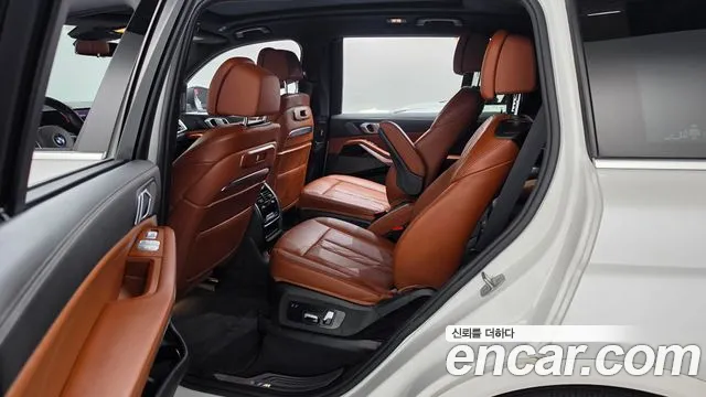 BMW X7 G07 — Фото автомобиля 17