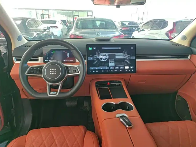 Landian E5 PLUS — Фото автомобиля 9