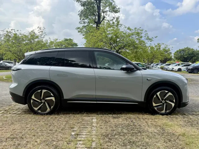 Nio ES6 — Фото автомобиля 14