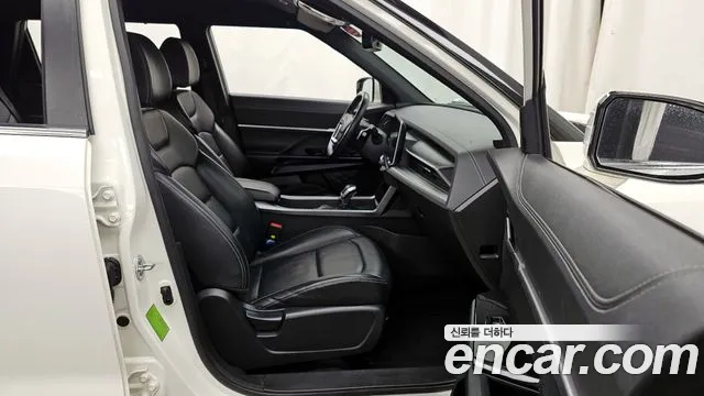 KG_Mobility_Ssangyong Torres Torres Бензин 1.5 4WD — Фото автомобиля 11