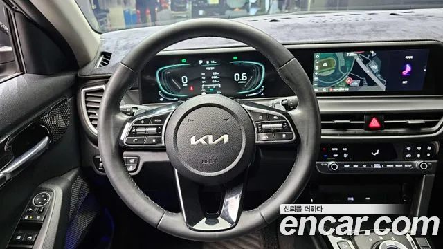 Kia Seltos Бензин 1.6 турбо 2WD — Фото автомобиля 14