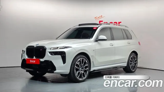 Фотография автомобиля — BMW X7 G07