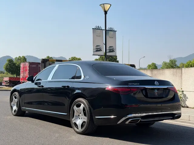 Mercedes-Benz Maybach S-Class — Фото автомобиля 10