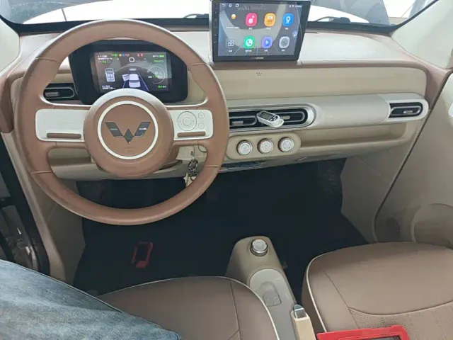 Wuling Hongguang Mini EV — Фото автомобиля 9