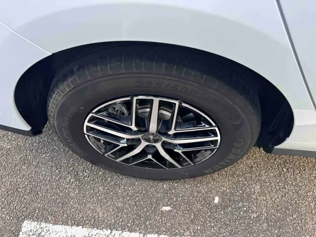 BYD Seal 05 DM-i — Фото автомобиля 22