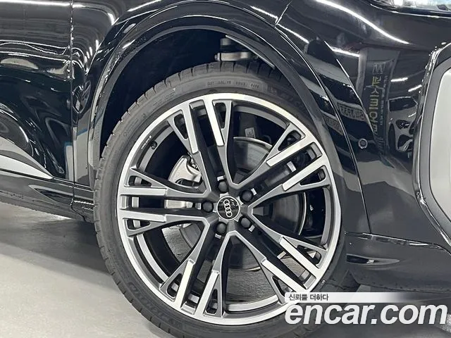 Audi Q5 40 TDI quattro S Line Black Edition — Фото автомобиля 10