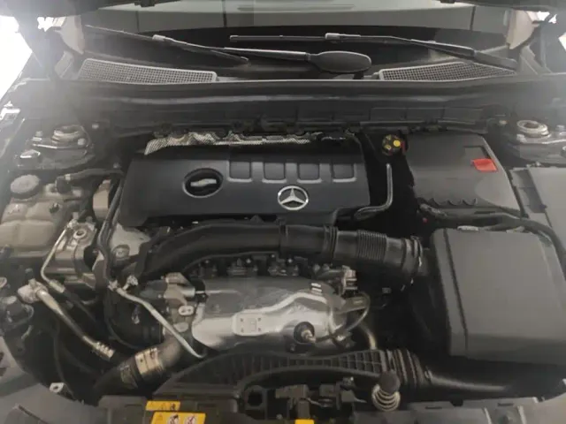 Mercedes-Benz GLB-Class — Фото автомобиля 10
