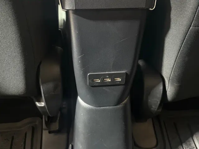 Honda Fit — Фото автомобиля 13