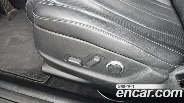 Genesis G80 Бензин 2.5 турбо AWD — Фото автомобиля 28