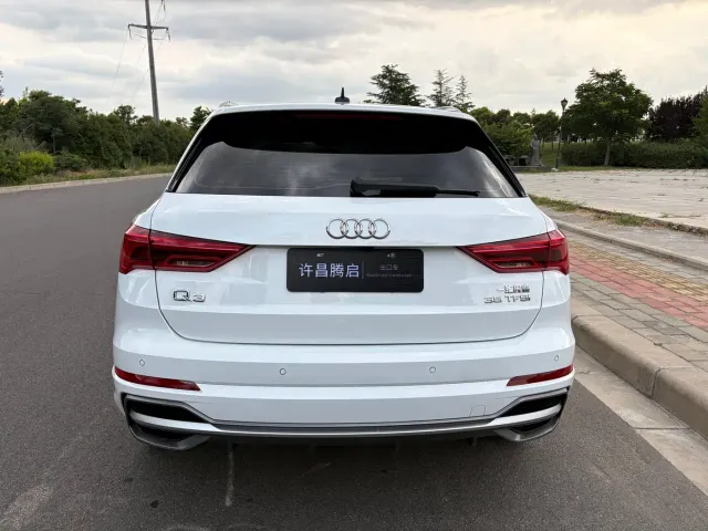 Audi Q3 — Фото автомобиля 6