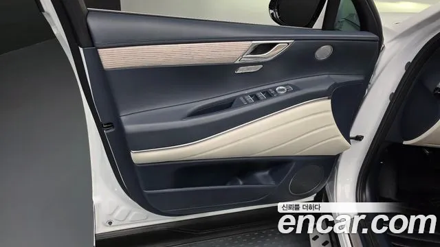 Genesis GV80 — Фото автомобиля 13