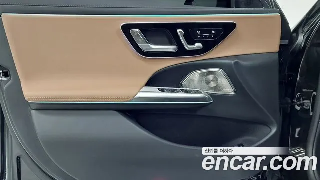 Mercedes-Benz E-Class — Фото автомобиля 15