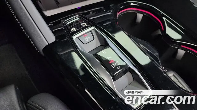 Audi Q5 45 TFSI quattro S Line — Фото автомобиля 9