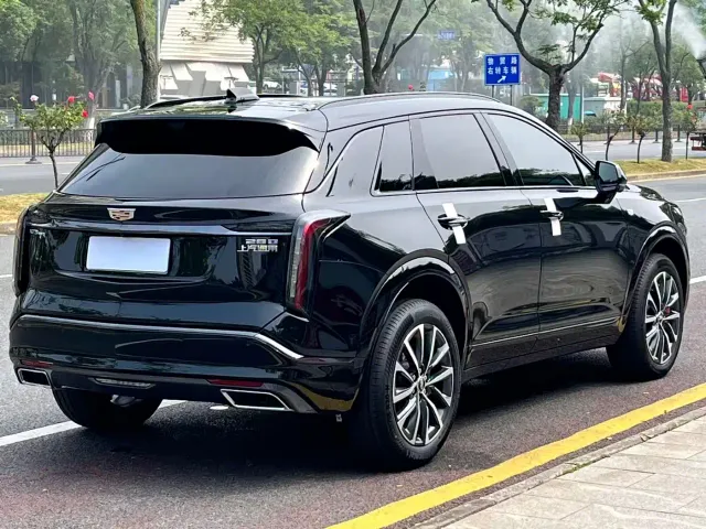 Cadillac XT5 — Фото автомобиля 9