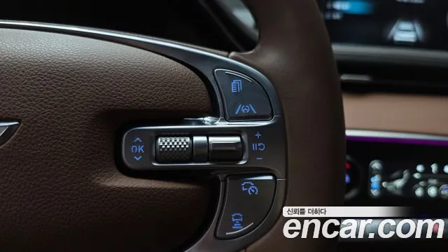 Genesis GV70 — Фото автомобиля 26