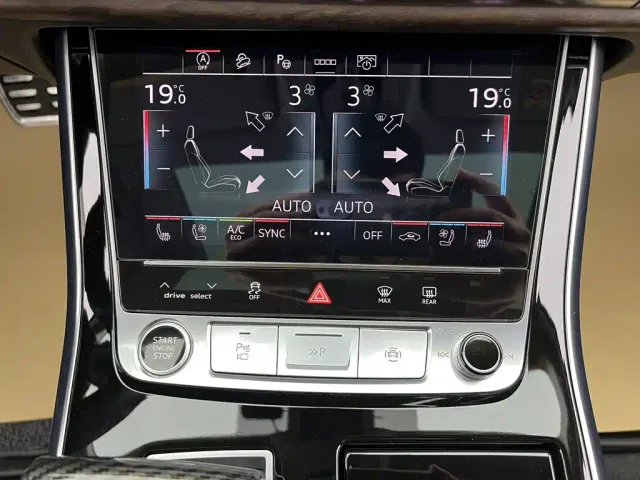 Audi Q7 — Фото автомобиля 30