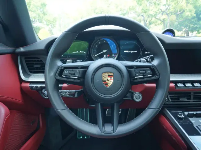 Porsche 911 — Фото автомобиля 13