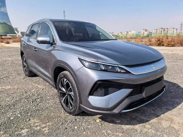 BYD Song Pro — Фото автомобиля 3